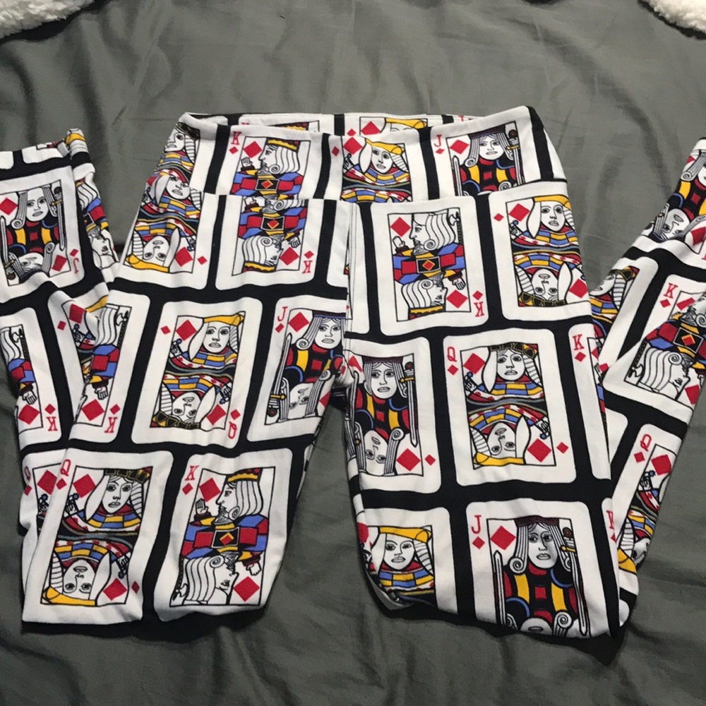 LulaRoe OS card leggings worn once